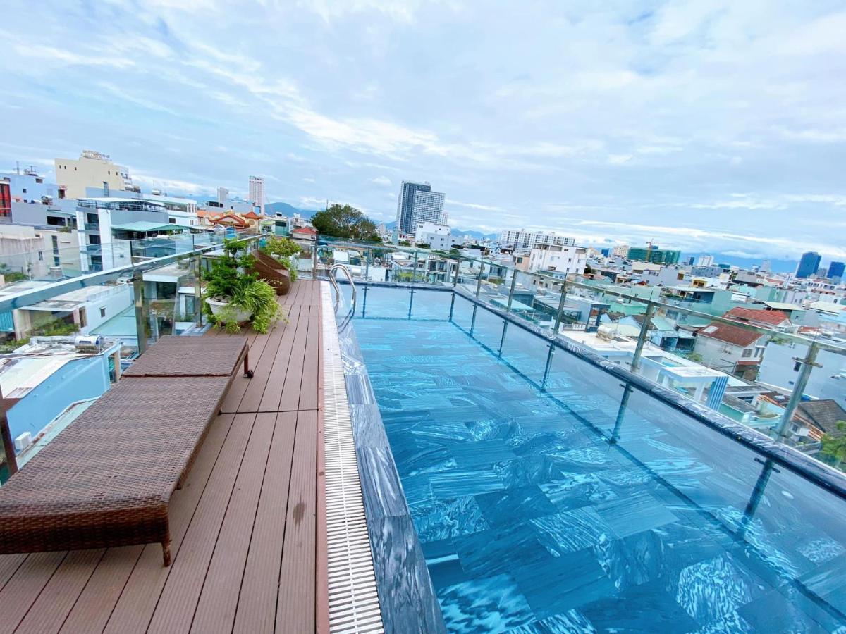 Lyn'S Hotel & Apartment Da Nang Exterior photo